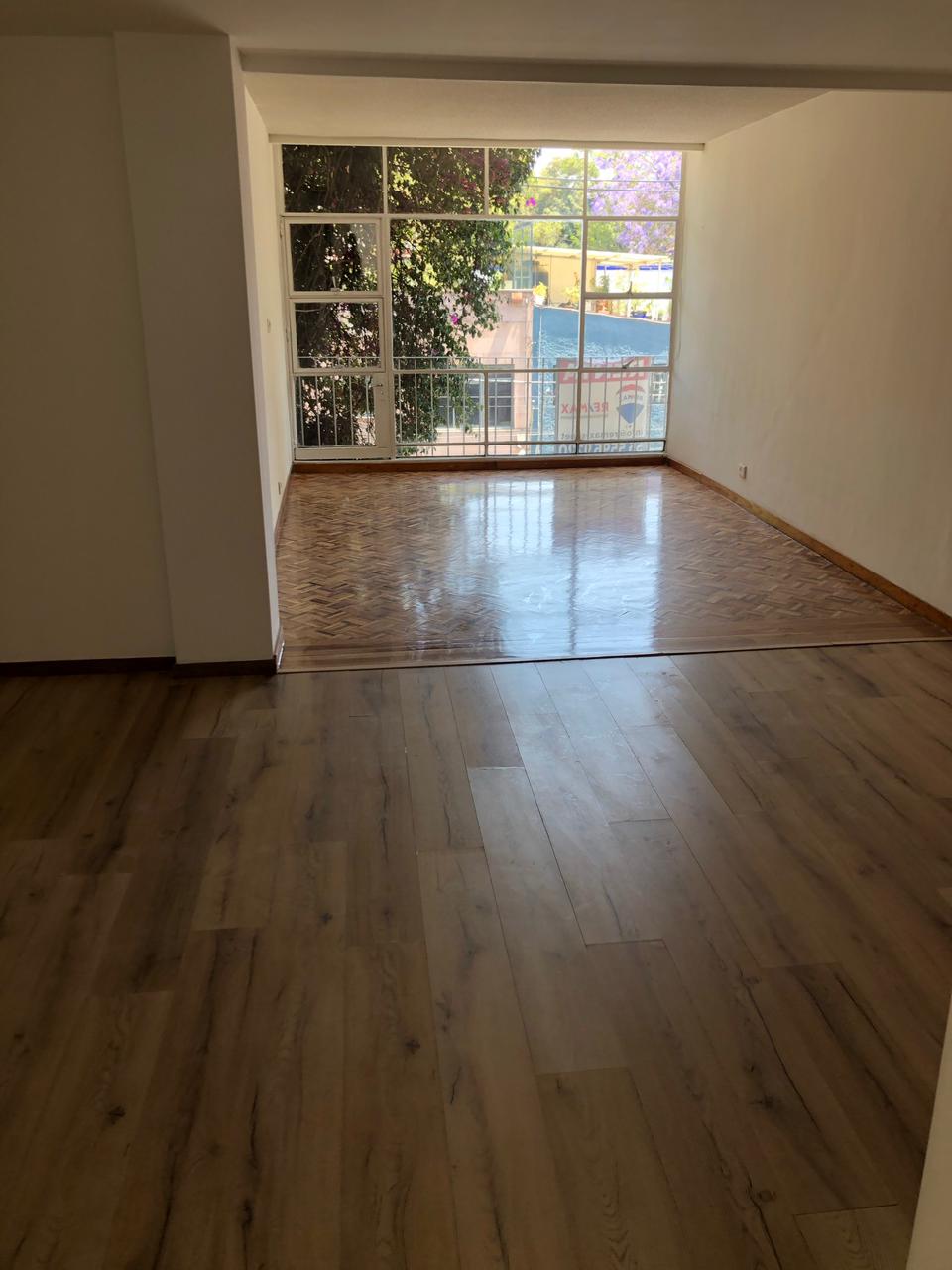 Sala de Casa en venta - Calle Zamora Col. Condesa