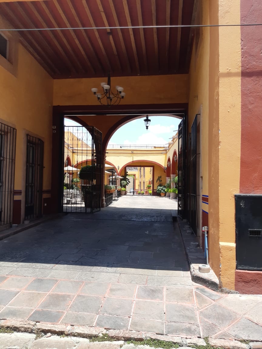 Sala de Local comercial en venta - Andrés Balvanera 4, Centro Querétaro