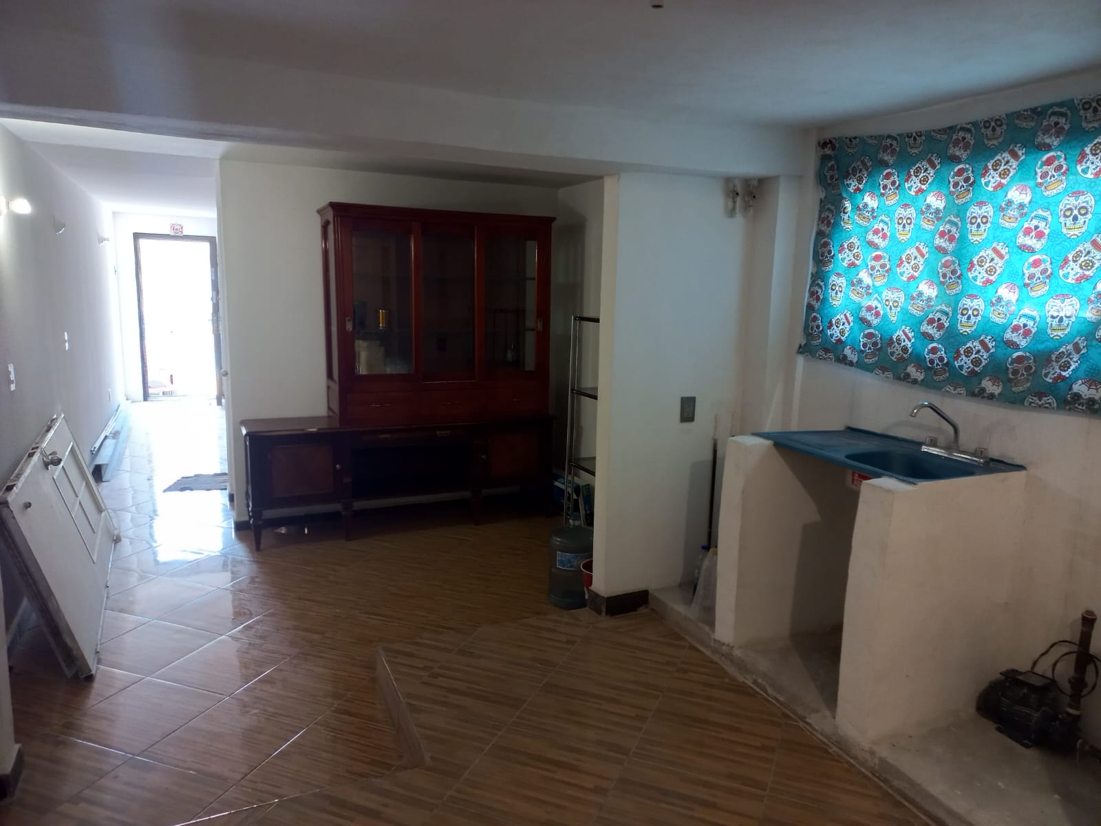 Sala de Casa en venta - Calle Rio Rioni, Valle San Rafael Ojo d…